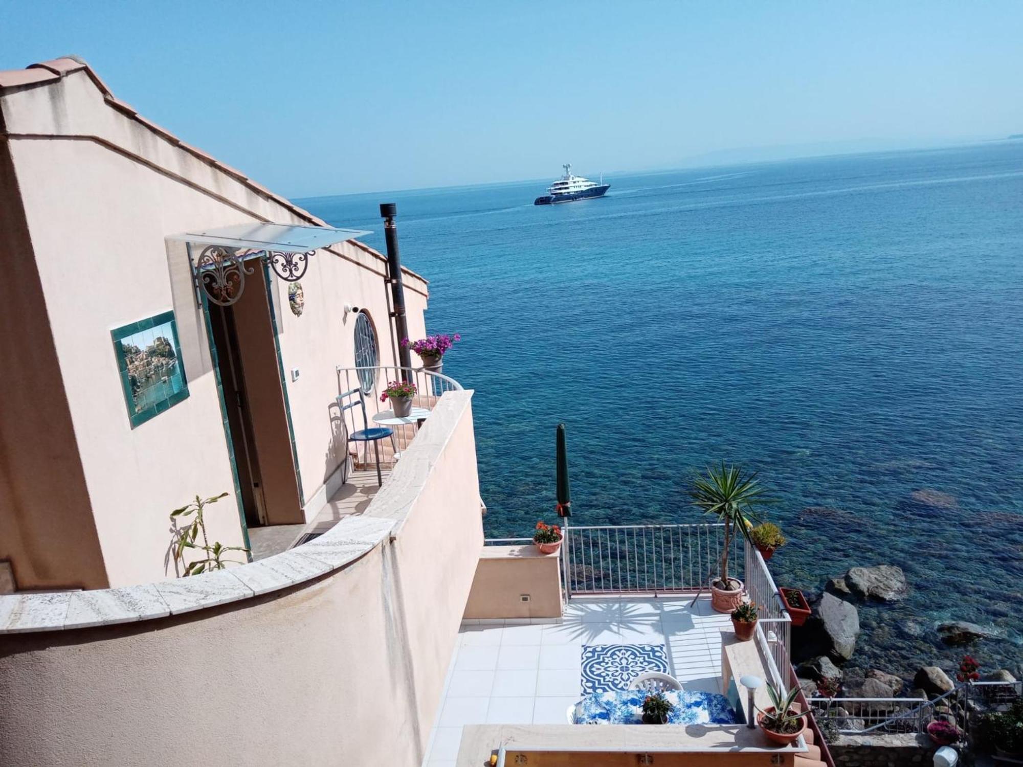Villa Bella Sera Scilla Bagian luar foto